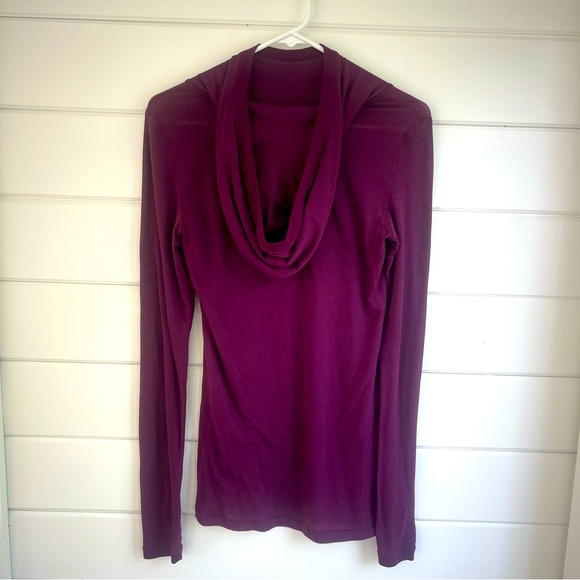 Lululemon maroon lightweight hooded pullover - Picture 2 of 4